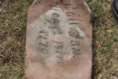 A tornyon talált régi cserepek